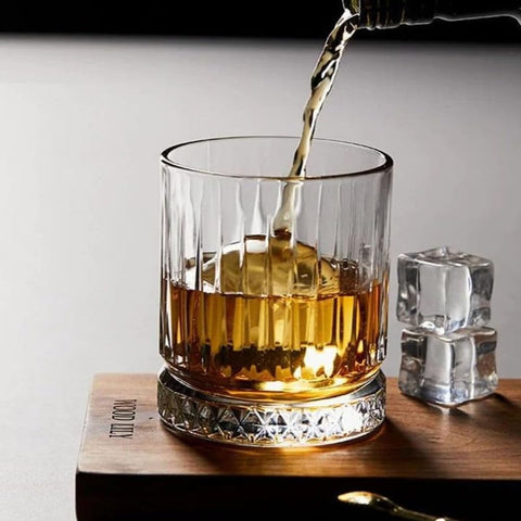 AMOUR WHISKEY GLASS  SET OF 6 + FREE PEG MEASURE
