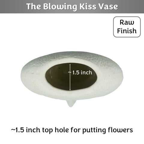 THE BLOWING KISS FACE CERAMIC FLOWER VASE - PACK OF 1