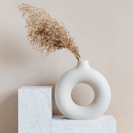 CIRCLE ROUND MODERN WHITE CERAMIC DONUT VASE - PACK OF 1